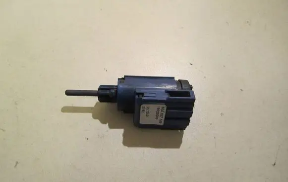 Audi A4 S4 B6 8E 8H Brake pedal sensor switch 8E0927189 3162 19322005