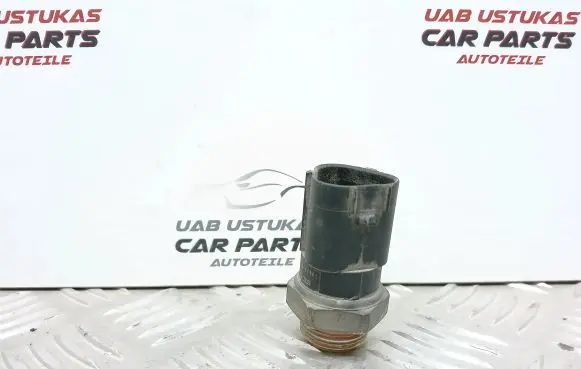 Skoda Octavia Mk1 (1U) Coolant temperature sensor 110959