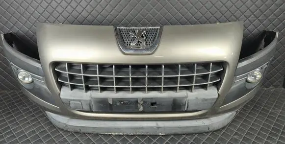 Peugeot 3008 I Front bumper