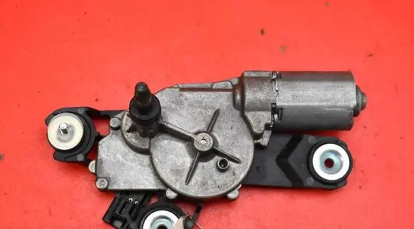 Mazda 3 I Rear window wiper motor 0390201588