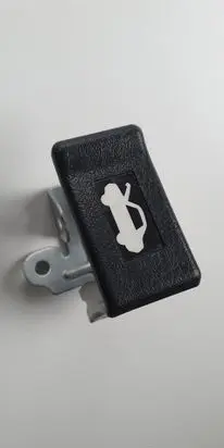 Honda CR-V Engine bonnet (hood) release handle