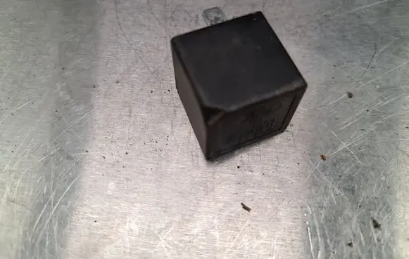 Ford Focus C-MAX Other relay F0AB14B192AA