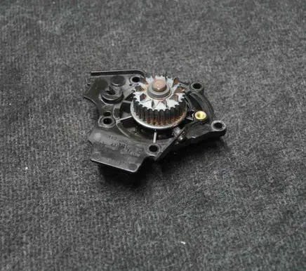Volkswagen Golf VI Water pump 06H121008B