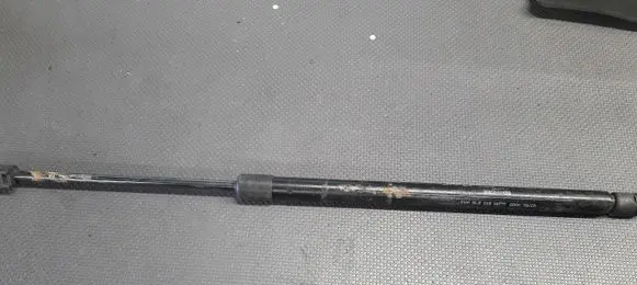 Opel Astra H Tailgate strut 81850-51K00