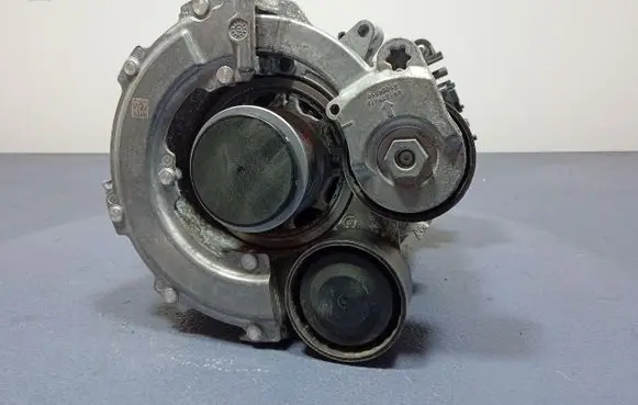 Hyundai i30 Generator/alternator 36300-08000