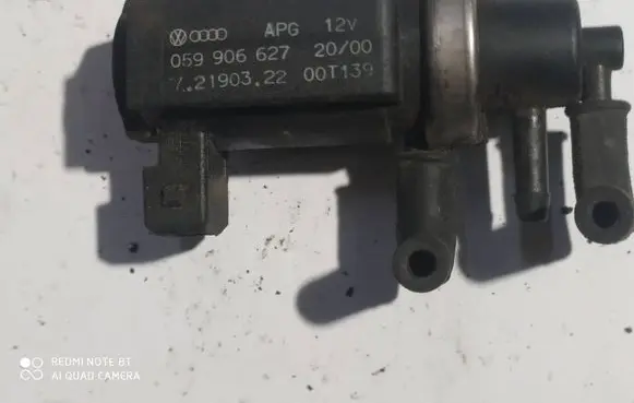 Audi A8 S8 D2 4D Turbo solenoid valve 059906627 00T139 72190322