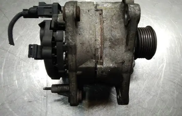 Skoda Superb B5 (3U) Generator/alternator 038903023L 0124325001