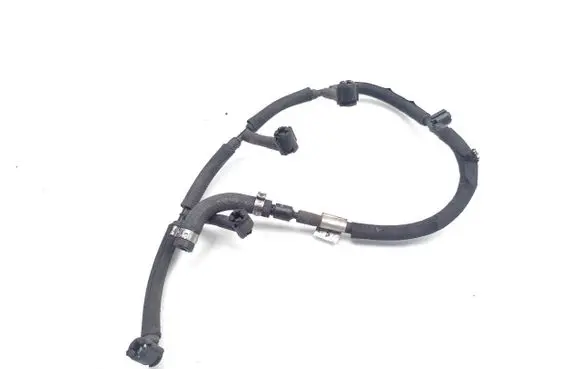 Volvo V70 Fuel return line/hose 31321198 0445130003