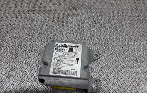 Renault Megane I Airbag control unit/module 550569000 7700418434F
