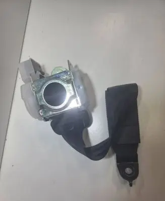 Porsche Macan (95B) Rear seatbelt 95B857807