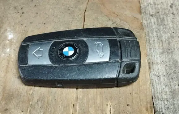 BMW 3 E90 E91 Ignition key/card 6986585