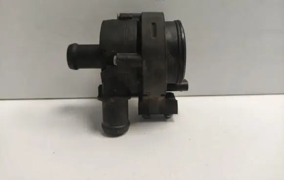 Audi A3 S3 8V Electric auxiliary coolant/water pump 5G0965567