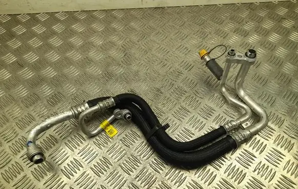 Tesla Model Y Air conditioning (A/C) pipe/hose 180759650B