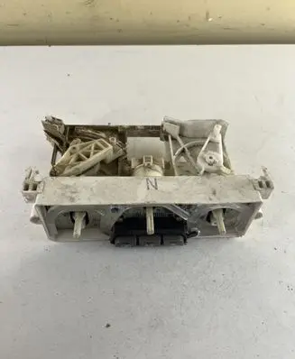 Mitsubishi Outlander Climate control unit MR975119HA