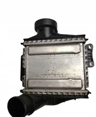 Mercedes-Benz C W205 Intercooler radiator A6510900314