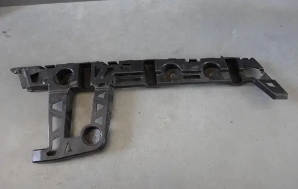 Opel Insignia B Rear bumper mounting bracket 366947656 39138214