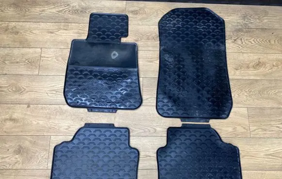 BMW 3 E90 E91 Car floor mat set 51470427552