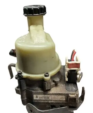 Dacia Sandero II Power steering pump 491108089R