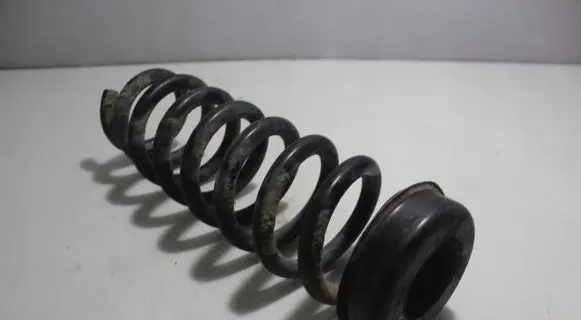 BMW 1 E81 E87 Coil spring/strut mount 