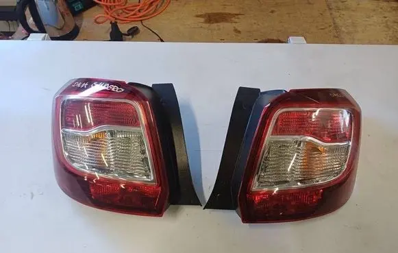 Dacia Sandero II Rear/tail lights 121212