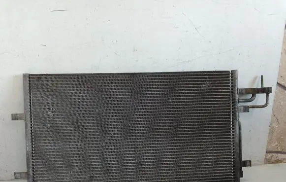 Ford Focus A/C cooling radiator (condenser)