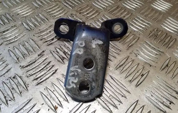 Toyota RAV 4 (XA20) Front door lower hinge 
