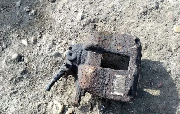Citroen Xsara Picasso Front brake caliper