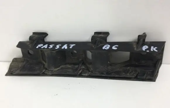 Volkswagen PASSAT B6 Front bumper mounting bracket 3C0807183