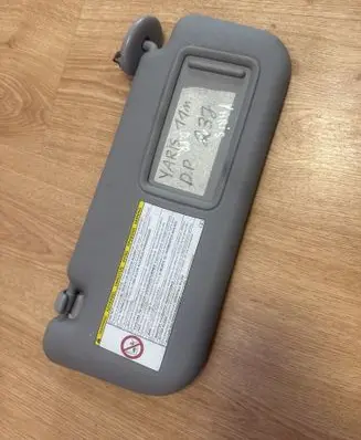 Toyota Yaris Sun visor