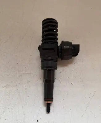 Audi A3 S3 8P Fuel injector 038330073AG
