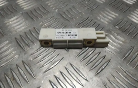 Volvo XC90 Airbag deployment crash/impact sensor 8651755 140304 005492