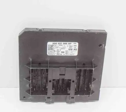 Skoda Octavia Mk3 (5E) Central body control module RB865818 F005V02141