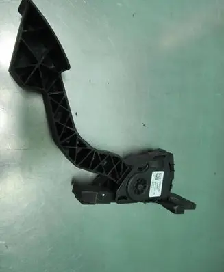 Mitsubishi Space Star Accelerator throttle pedal 1600A093 31202803