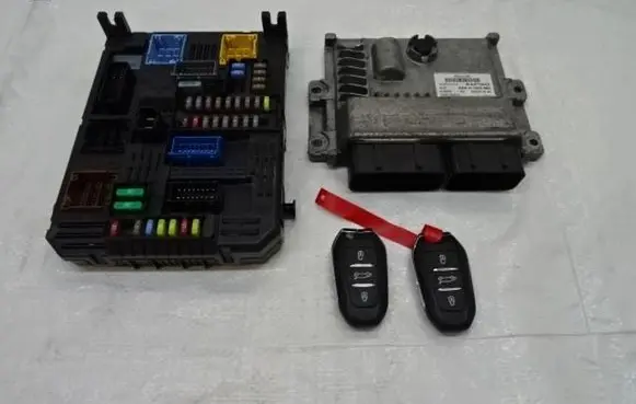 DS Automobiles 7 Crossback Engine ECU kit and lock set 9818035080