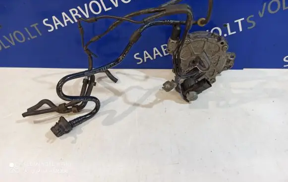 Volkswagen PASSAT B7 Vacuum pump 03L145100
