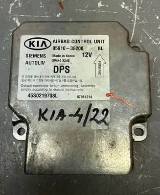 KIA Sorento Airbag control unit/module 959103E200 5WK43245 45S0219708L