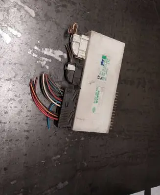 BMW 5 E39 Comfort/convenience module 8381962 61358381962