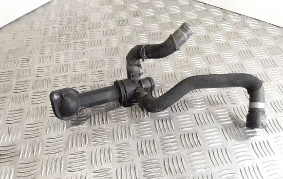 Audi A4 S4 B6 8E 8H Engine coolant pipe/hose 8K0122293B