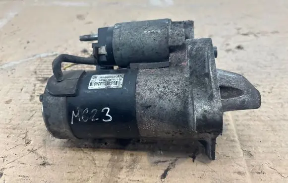Opel Zafira C Starter motor 55486156 M001T31471