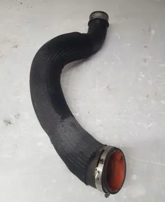 Chrysler 300 - 300C Intercooler hose/pipe 04861689AC