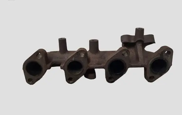 Hyundai i30 Exhaust manifold