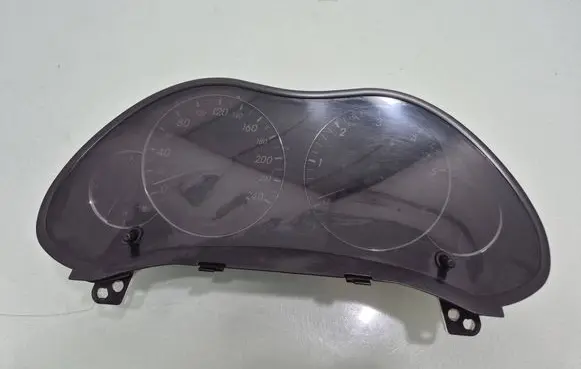 Toyota Avensis T250 Speedometer (instrument cluster) 8380005851
