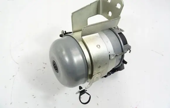 Nissan Qashqai Fuel filter bracket/mount holder 16400-HV80A