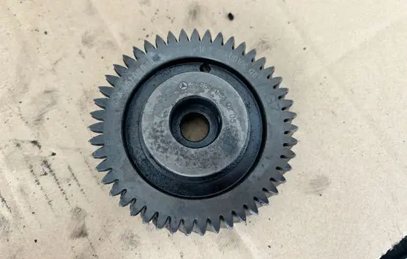 Mercedes-Benz B W246 W242 Camshaft pulley/ VANOS A6510301813