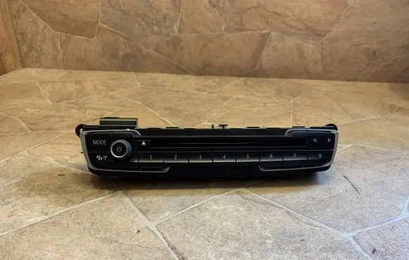 BMW 2 F46 A set of switches 9371455