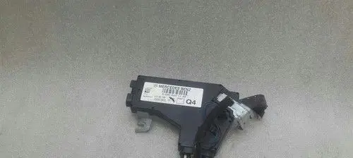 Mercedes-Benz SL R230 Aerial antenna switch A2308201289