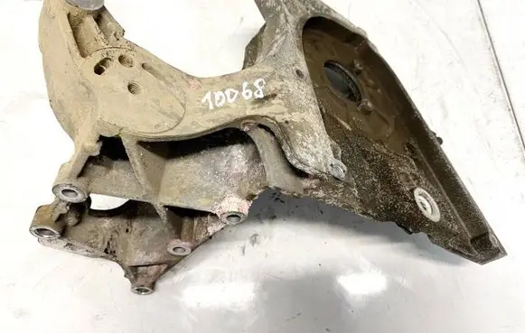 Opel Insignia A Engine mounting bracket 55574721