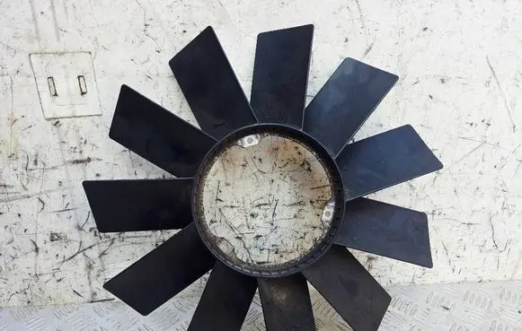 BMW 7 E38 Fan impeller 1712058 11521712058