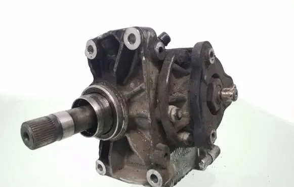 Gearbox transfer box case