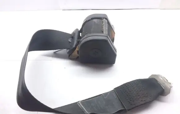 Audi 100 200 5000 C3 Rear seatbelt 443857709 0333156
